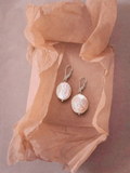 Aretes perla colgante
